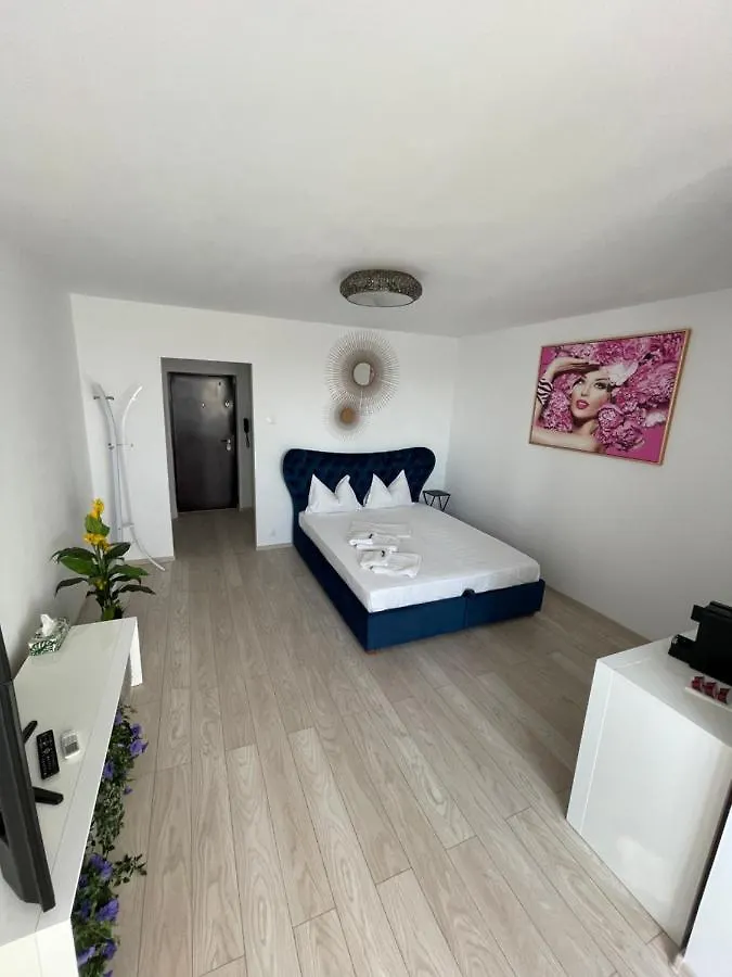 Garsoniera2-STUDIO Oxygen-40mp NOU ! DIRECT in plaminul verde al Parcului National ! Parcare privata doar cu rezervare in limita locurilor disponibile ! Proprietate in regim hoteliep- NU ARE BUCATARIE ! Bucureşti Apartament