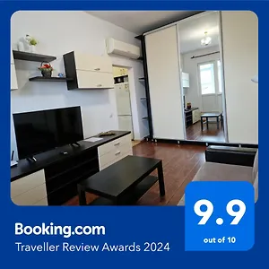 Charming With Private Terrace Bucureşti